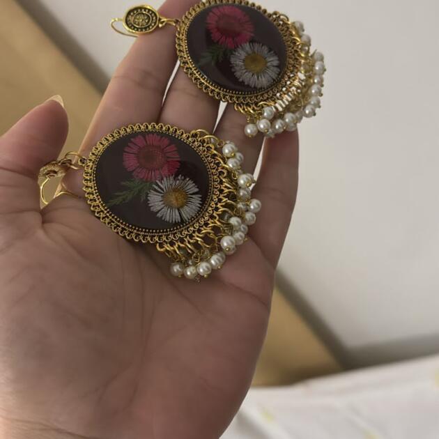 Golden Resin Earrings with Real Dried Flowers