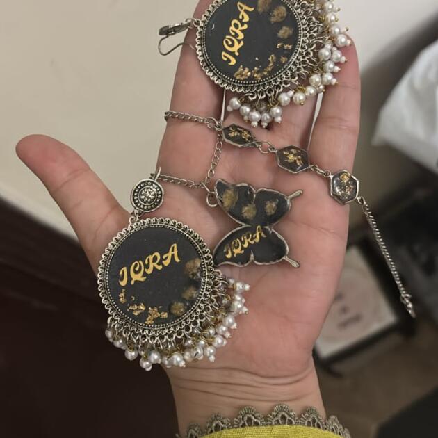 Iqra jhumke